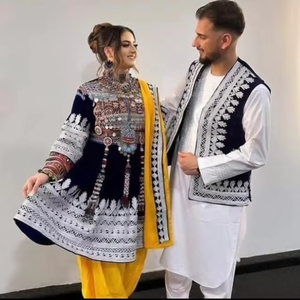 Vestido Largo Tradicional Afgano Vintage con Encaje, Botones Naturales, Estilo Étnico Tribal Bohemio, Hecho a Mano, Ecológico y Transpirable para Mujer, Venta al Por Mayor - Product Image 3