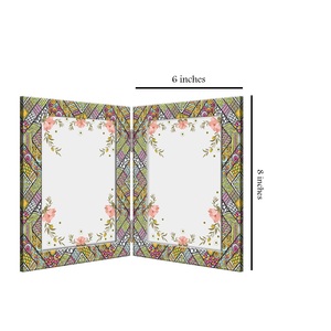 Cadre photo classique en incrustation d'os avec cadre fait main à motif détaillé pour albums photo et accessoires de salon et de chambre à coucher - Product Image 1