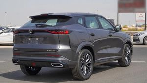 Changan Uni-V 2025, Nueva Energía, 1.5L, 2WD, Híbrido de Gasolina - Product Image 6