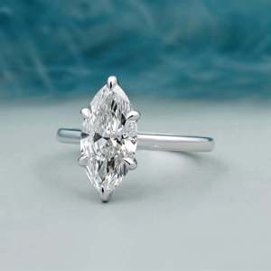 Anillo de Compromiso de Oro Blanco con Certificado IGI, Anillo de Diamantes Solitario Marquise de 6 Puntas - Product Image 5