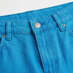 Pantalones Vaqueros de Mezclilla de Moda al por Mayor, Pantalones de Mujer de Corte Recto con Bolsillos Rotos, Pantalones de Calle de Tendencia para Mujer con Servicio OEM - Product Image 4