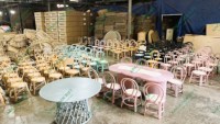 Ensemble table et chaises en rotin confortable et coloré pour les espaces imaginatifs des petits explorateurs à prix compétitif