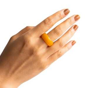 ¡Novedad de 2025! Anillo de dedo índice de resina de color Macaron geométrico Simple, anillos de estilo Ángel acrílico transparente - Product Image 1