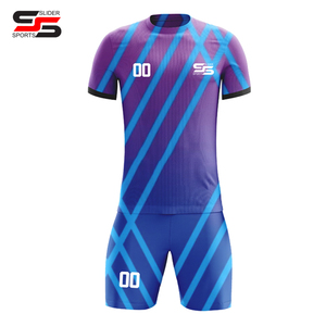 Camiseta de fútbol de sublimación juvenil personalizada de la mejor calidad 2025, venta al por mayor, diseño de uniforme de fútbol para niños personalizado barato - Product Image 1