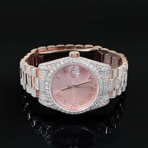 Reloj de Lujo Personalizado con Diamantes Moissanite VVS, Esfera Rosa, Acero Inoxidable, Engaste Hecho a Mano - Product Image 1