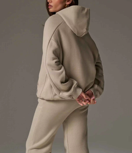 Conjunto Deportivo de Felpa para Mujer, Corte Holgado, Invierno/Otoño, Sudadera y Pantalones con Estampado Frontal, Cómodo para el Día a Día - Product Image 4