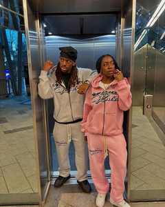 Ensembles de survêtements empilés avec logo sérigraphié Ensembles pour hommes Ensembles de pantalons évasés deux pièces Sweats à capuche Survêtements pour hommes - Product Image 4