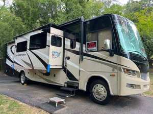 Forest River Georgetown GT5 34H d'occasion - Product Image 2