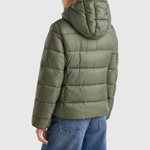 Veste matelassée en toile rembourrée de coton chaude pour l'hiver, respirante, imperméable, à manches longues, pour femmes, ODM OEM - Product Image 2