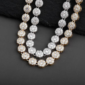 Exquisita Cadena de tenis de diamante de moissanita de Plata de Ley 925 hecha a mano collares llamativos atemporales y elegantes para mujeres - Product Image 1