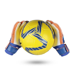 Venta al por mayor de cuero acolchado transpirable duradero guantes de portero de fútbol personalizado guantes de portero ligero protector antideslizante gancho - Product Image 3