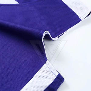 Uniforme de baloncesto por sublimación Reversible de calidad superior, camiseta de equipo de diseño personalizado, camisetas de baloncesto de secado rápido de poliéster - Product Image 4