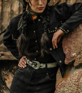 Venta al por mayor de poliéster con logotipo personalizado, chaqueta vaquera bordada impermeable para uso en exteriores, chaqueta vaquera de invierno para hombre - Product Image 2