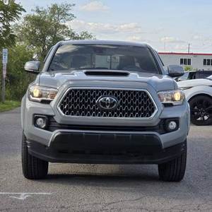 Toyota Tacoma TRD Sport Double Cabine Longue Benne 4x4 |   Pick-up 4x4 |   Essence |   Prêt à l'exportation pour la vente - Product Image 1