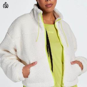 Chaquetas de moda Chaqueta de lana para exteriores para mujer Nueva llegada Diseño personalizado Chaqueta de lana polar Sherpa transpirable - Product Image 1