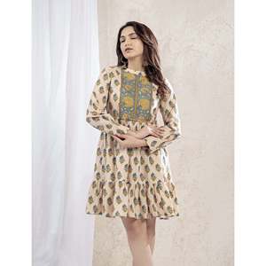 เดรสผ้าฝ้ายพิมพ์ลายสีเบจเขียว ทรงบัตติ ความยาวระดับเข่า คอจีน เอวยางยืด สไตล์ลำลอง ระบายอากาศได้ดี ขนาด XS สำหรับใส่ไปเที่ยวคลับ - Product Image 6