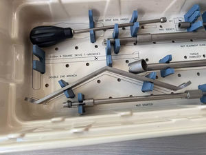 Ensemble d'instruments pour la chirurgie de la colonne vertébrale, système spinal, produit médical Cross, ensemble d'instruments pour adultes, approuvé CE ISO, Narham Enterprises - Product Image 5