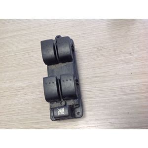 Panneau de boutons avant gauche MAZDA 3 Série Berline 03123000 BP4L66350 (03>09) - Product Image 1
