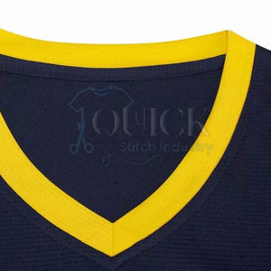Ensemble d'uniformes de basketball pour hommes fabriqués au Pakistan, sans manches, respirants, à séchage rapide, grandes tailles, avec logo personnalisé, maillot et short d'équipe, couleurs personnalisées - Product Image 4
