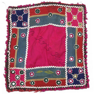 Écusson de travail en coton vintage indien vintage fait à la main avec broderie miroir, broderie artisanale vintage - Product Image 6