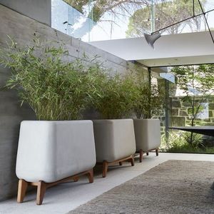 Modern Elegant Minimalist Design Indoor/Outdoor Home Garden Planters Latest Powder Coated Metal Floor Use Planter <b>Boxes</b> Decor - Product Image 1