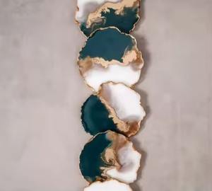 Bandeja de resina marrón simple hecha a mano, organizador minimalista para joyería de tocador, perfume y uso diario en el hogar de la India - Product Image 5