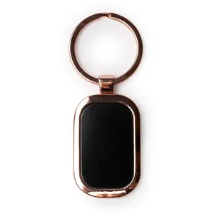 Porte-clés en métal Modena personnalisés, gadgets promotionnels, mousquetons et porte-clés - Product Image 2