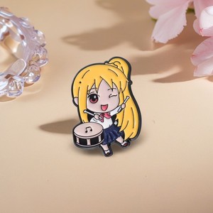 Broche chic inspirée <span class=keywords><strong>de</strong></span> l'anime <span class=keywords><strong>Manga</strong></span> Bocchi, en forme <span class=keywords><strong>de</strong></span> guitare rock, mignonne, pour filles, badge <span class=keywords><strong>de</strong></span> revers, épingles en émail sur le thème musical, souvenirs, technique <span class=keywords><strong>de</strong></span> moulage - Product Image 5