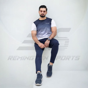 Produit populaire Survêtement personnalisé Qualité supérieure vierge Logo personnalisé Respirant Slim Fit Attrayant Plaine Hommes - Product Image 2