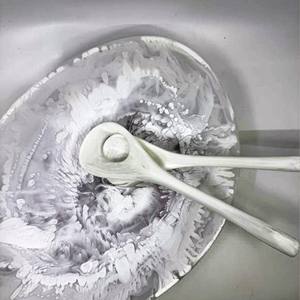 Cuencos Hondos de Color Naranja Hechos a Mano en Resina Pulida, Cuencos Decorativos para Servir, Utensilios de Cocina Ecológicos de Origen Indio para Fiestas - Product Image 3