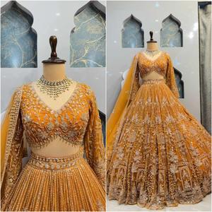 Elegante Lehenga Choli de Red Suave de Calidad Prémium con Trabajo de Lentejuelas Codificadas Indio Pakistaní y Cancán con Patta de Lona - Product Image 4