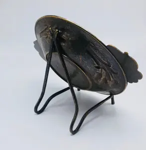 Étagère de rangement noire élégante en acier enduit de poudre parfaite pour la présentation de table élégante et la suspension de plaques Ensemble de deux - Product Image 5