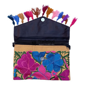 Bolso de mano étnico bohemio para niñas y mujeres, bolso de mano con patrón geométrico bordado de Tradebyd - Product Image 3