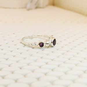 เครื่องประดับแฟชั่นสำหรับสุภาพสตรีสีเงิน925แหวนอเมทิสต์ตัดสีเงินพร้อมกรอบ - Product Image 2