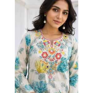 Tunique décontractée de printemps en coton tissé blanc à imprimé floral, respirante, avec broderie, pour femme, par Rama's Jewel, col ras du cou et taille ample - Product Image 2