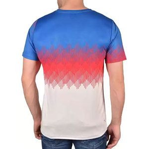 Camiseta de Hombre Sublimada de Manga Corta con Patrón Geométrico, Color Degradado, Cuello Redondo, Casual, de Secado Rápido, Corte Regular, 100% Poliéster - Product Image 2