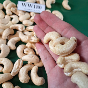 เมล็ดเม็ดมะม่วงหิมพานต์ W180ต่ำ W180 santigo Kaju badam - Product Image 1