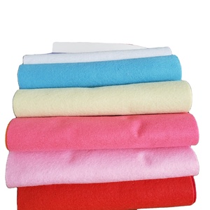 Tissu en feutre aiguilleté certifié OEKO-TEX, matériau non tissé en polyester durable - Product Image 1