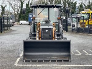 Meilleure qualité Chargeur rétrocaveuse CASE 770EX avec cabine, 4WD - Product Image 5