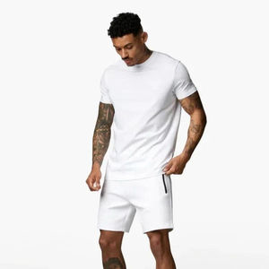 Camiseta Corta Personalizada de Alta Calidad OEM para Hombre, Conjunto de Dos Piezas de Shorts Deportivos Transpirables de Verano con Diseños Casuales Estampados - Product Image 2