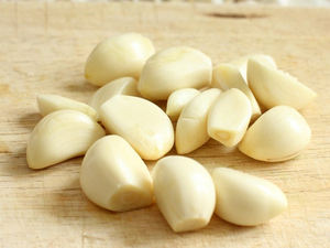 Gousses d'ail pelées surgelées emballées sous vide, ail prêt à l'emploi pour la transformation des aliments et l'exportation | Ms Jessi - Product Image 5