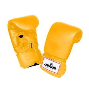 Gants de boxe avec intérieur doux et zone d'impact renforcée, rembourrage robuste et design confortable - Product Image 1