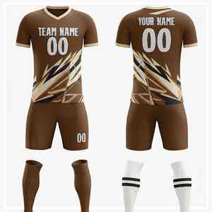 Tenues de football sublimées respectueuses de la peau, durables, respirantes, à séchage rapide, personnalisables avec le logo de l'équipe - Product Image 1