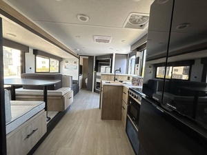 2026 Used F-o-r-e-s-t R-i-v-e-r Campsite R-e-s-e-r-v-e 26CJ - Product Image 6