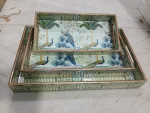 Plateau de rangement en bois élégant à un niveau Plateau de service alimentaire pour la cuisine et le salon pour la vaisselle et les boissons - Product Image 6