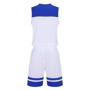 Ensemble d'uniformes de basket-ball d'été pour hommes pour les sports d'équipe, offrant un maillot et un short personnalisés, respirant, 100% polyester pour les entraînements - Product Image 4