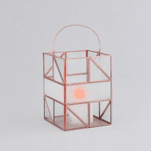 Linterna de extremo decorativo de hierro metálico, linterna de portavelas de iglesia de cristal de diseño moderno de lujo para Decoración - Product Image 3