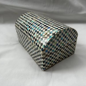 Boîte à bijoux nacrée Modèles sophistiqués pour la distribution en gros - Product Image 1