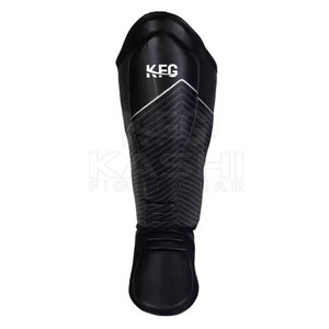 Protège-tibias de kickboxing au design optimal avec ajustement réglable pour une utilisation en boxe, arts martiaux et entraînement sportif - Product Image 3