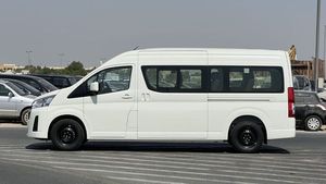 Tout Nouveau 2025 LHD Toyota Hiace DLS Toit Haut Commuter Moteur Diesel 2.8L Transmission Manuelle 14 Places 174 CV - Product Image 3